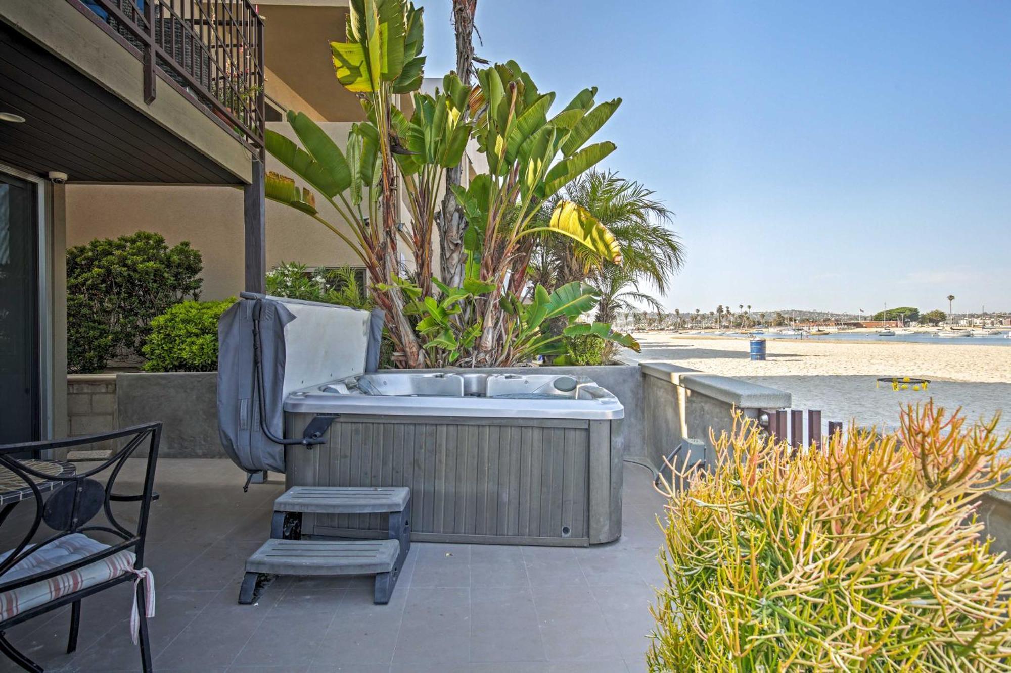 Bayfront San Diego Getaway On Boardwalk With Hot Tub Экстерьер фото